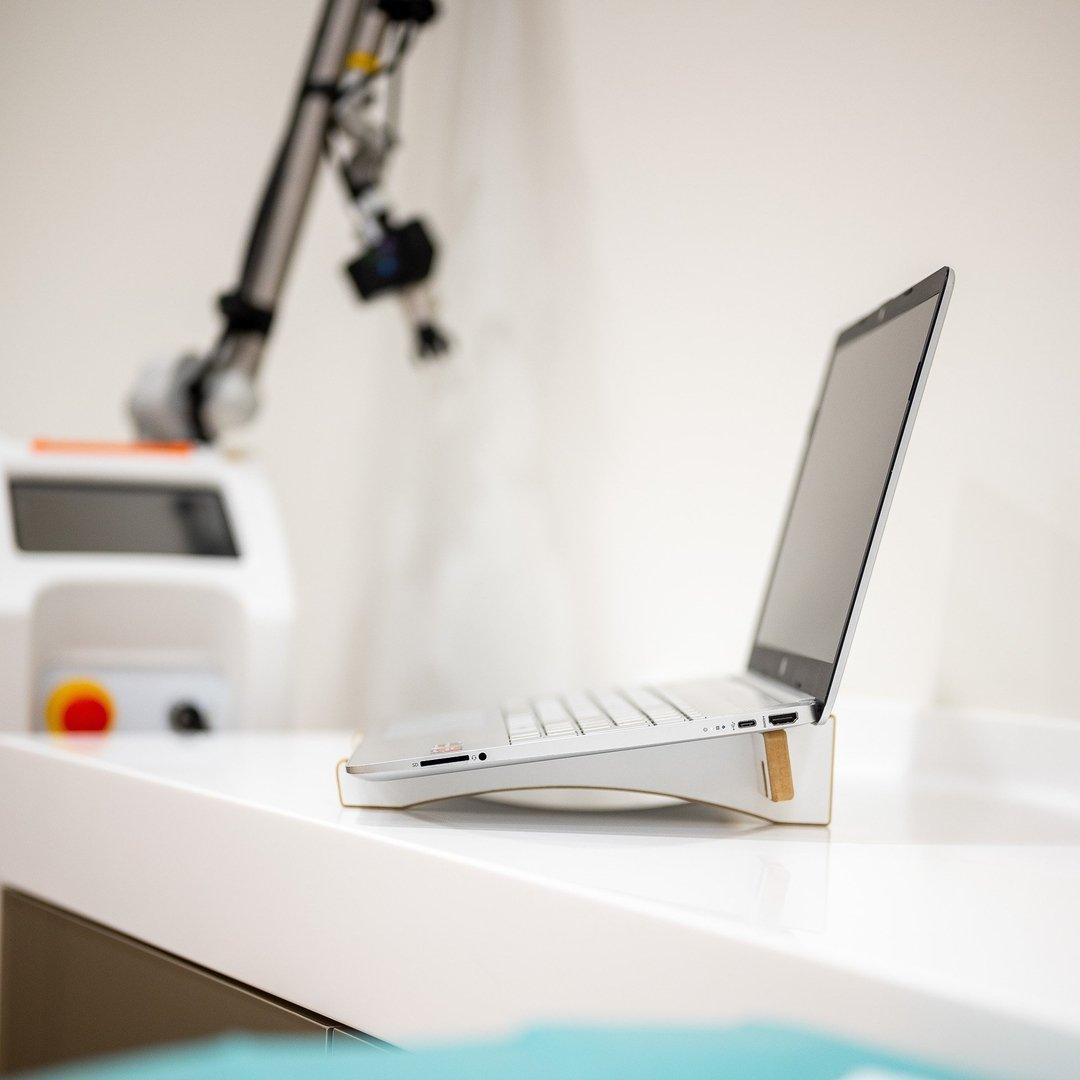 Laptop Stand - Laptop Docking Stations - e-WOOD Collection - ewoodcollection.com