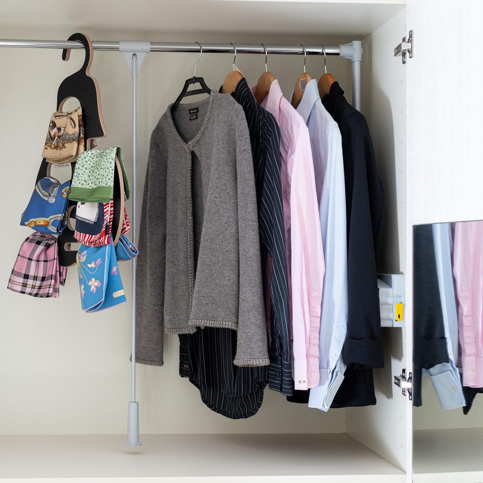 Scarf Organizer