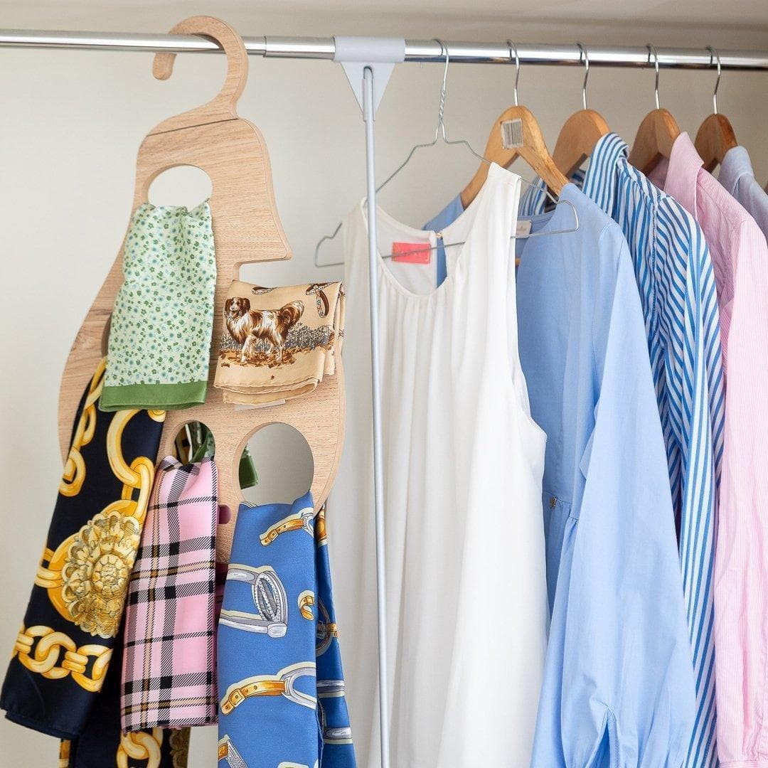 Scarf Organizer
