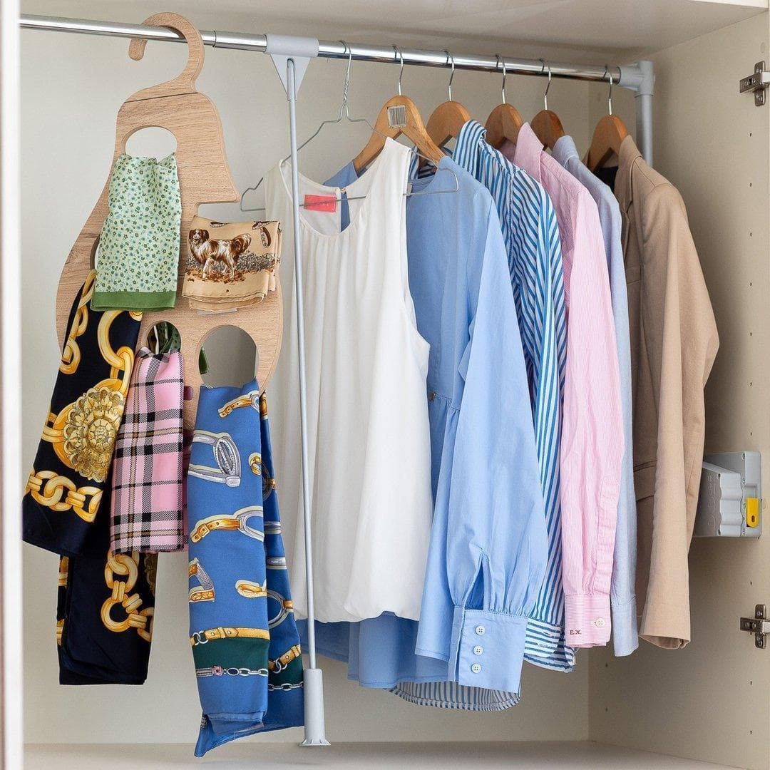 Scarf Organizer